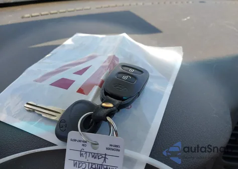 2009 Hyundai Accent Gls z USA, uszkodzony, nr VIN KMHCN46C09U335042